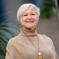 Vikki Liogier
